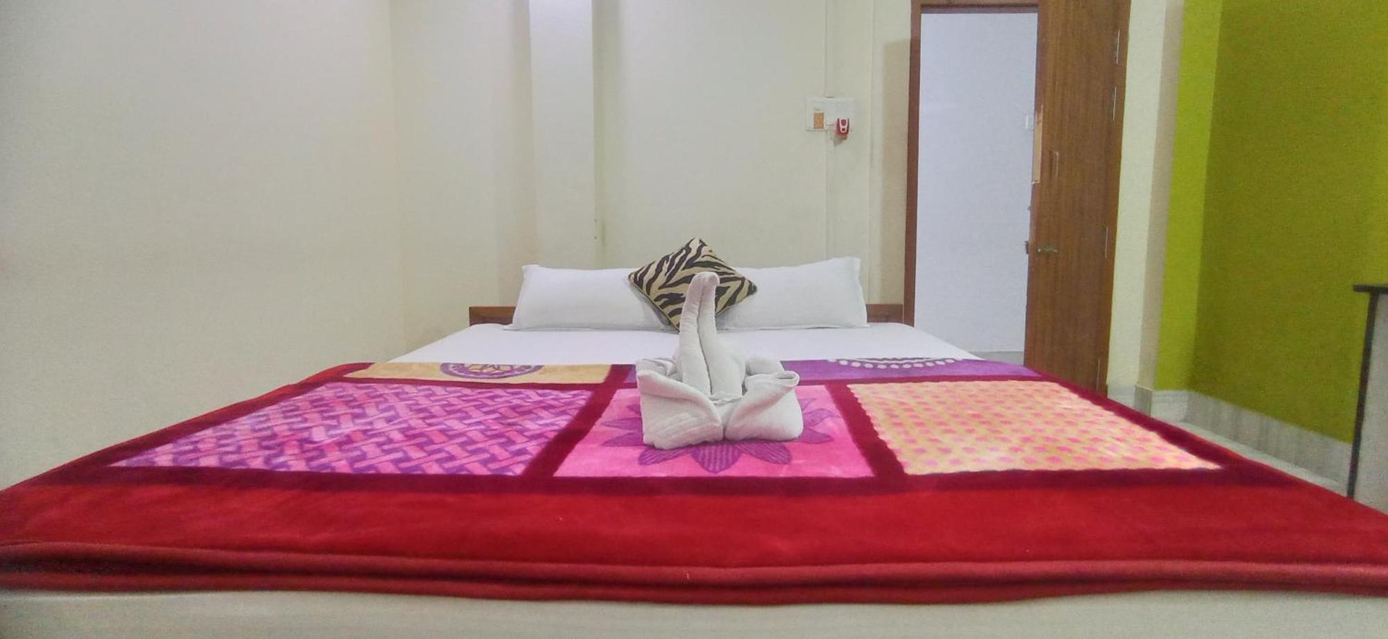 Hotel Kaziranga Holidays Luaran gambar